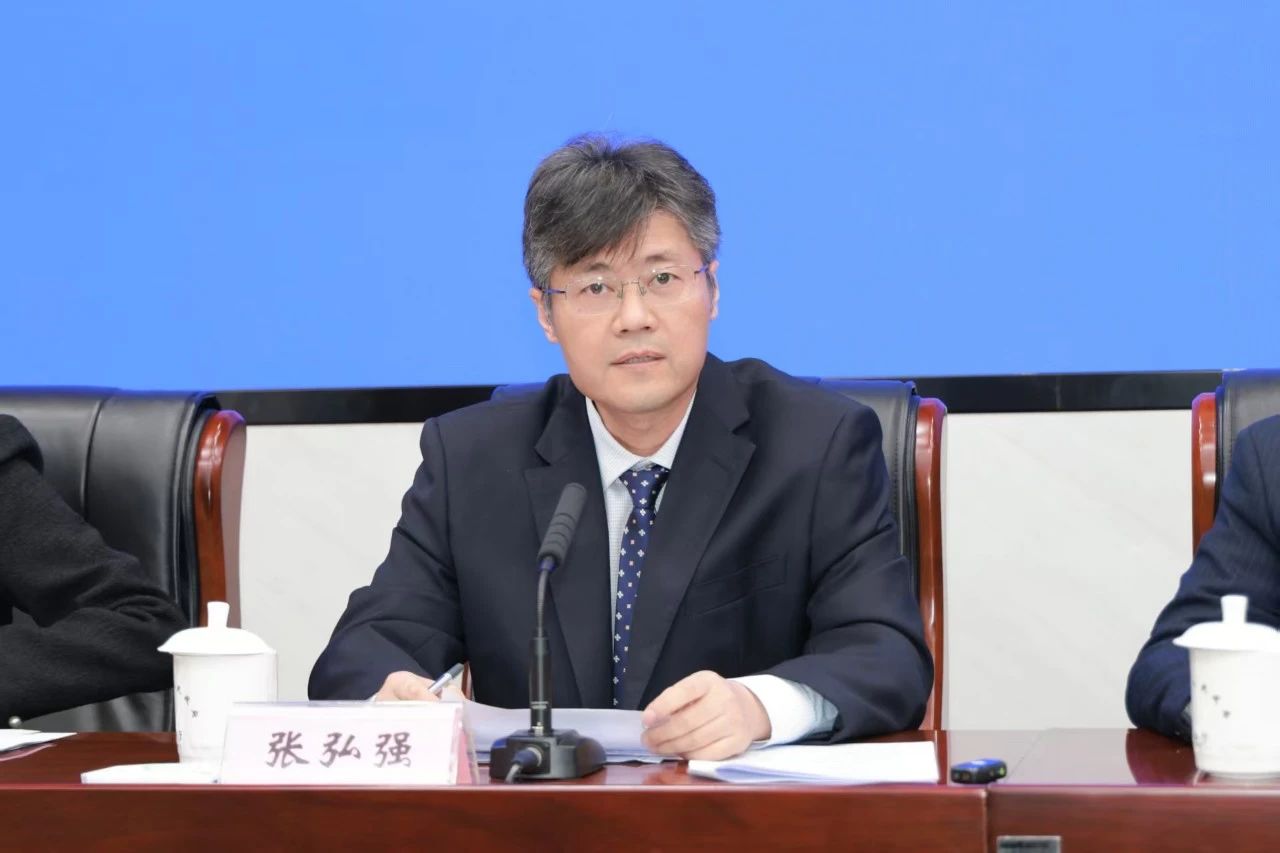 【4】发布人：省商务厅副厅长 张弘强（许梦宇 摄）.jpg
